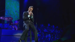 Michael Bublé  Me amp Mrs Jones at Madison Square Garden Live [upl. by Shaffer]