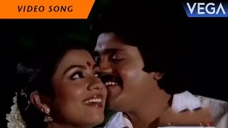 Raaga Sandhya Manjala Video Song  Velicham Vitharunna Penkutty Movie Scenes [upl. by Ruamaj181]