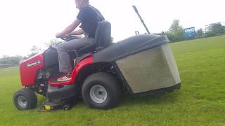 Snapper RPX 200 BriggaampStratton Intek 7220 V Twin 22 CP HP Tractoras tuns gazon [upl. by Marleah]