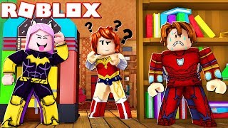 Roblox  SUPERHERÓIS SABEM SE ESCONDER [upl. by Anitnatsnoc]