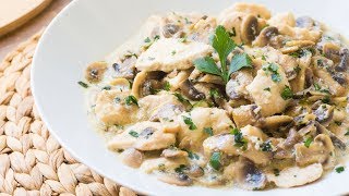 Straccetti di Petto di Pollo ai Funghi  Ricetta Facile con Petto di Pollo  55Winston55 [upl. by Anahsohs584]