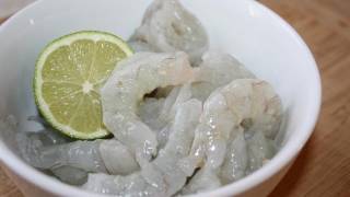 How To Peel And Devein Shrimp For Cooking [upl. by Ansev]