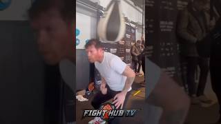 Canelo MASTERFUL head movement ready for Munguia [upl. by Dalston74]