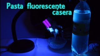 Cómo hacer pasta fluorescente casera Experimentos Caseros [upl. by Einned976]