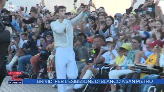 Blanco in 80mila in Piazza San Pietro  La vita in diretta 19042022 [upl. by Seta426]