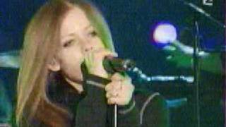 Avril Lavigne  sk8er boy live france 2003 [upl. by Anjela]