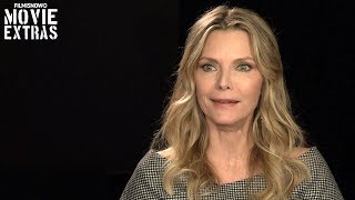 Murder on the Orient Express  Onset visit with Michelle Pfeiffer  Mrs Hubbard [upl. by Kimmi]