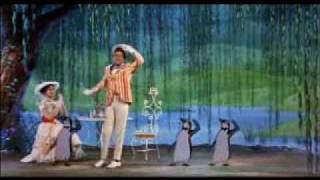 Mary Poppins  Baile de los pingüinos Doblaje España [upl. by Htiekal969]