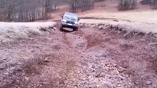 Suzuki Samurai vs Hyundai Galloper 4x4 off road fuoristrada [upl. by Drareg965]