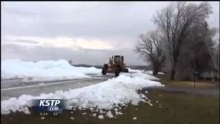 Ice Blown Off Mille Lacs Lake Blocks Part of Hwy 169 [upl. by Snebur940]