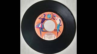 Conjunto Danzantes de Puquio Trilla  Chimaycha 45 RPM [upl. by Tenner]