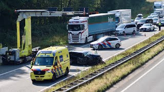 Snelweg A1 richting Duitsland opnieuw afgesloten door ongeval [upl. by Annawaj500]