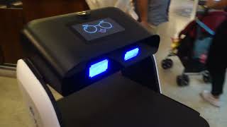 ROBOT CAMERIERE AL CAFFE DEGLI SPECCHI [upl. by Oad569]