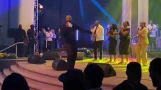 Pst Moise Mbiye Live Concert à Londres Reussite Totale [upl. by Milman836]