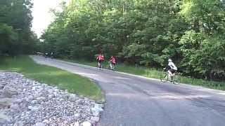 Mounds Park Rd CAT3 Climb of Horribly Hilly Hundred Wisconsin MOV 0008 [upl. by Akimet792]