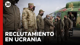 UCRANIA  Reclutamiento en tiempos de guerra  26Global [upl. by Arramat]