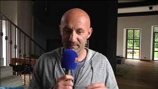 Barthez quotFerguson a réussi à donner un esprit familial au clubquot  0805 [upl. by Anaicul]