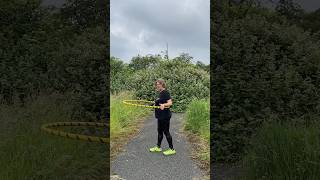 1 Minute Hula Hoop mit Patriciaaa  Vor  und Zurück Technik hulahoop outdoor training [upl. by Simone]