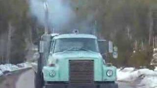 Detroit Diesel 6v71 powered International Fleetstar [upl. by Reivilo]