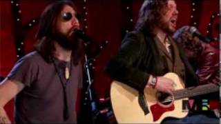 The Black Crowes unplugged Wiser Time 6 of 6 [upl. by Omolhs]