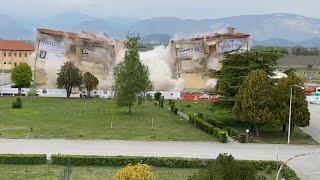 Spilimbergo fatte saltare con lesplosivo due palazzine della caserma di Tauriano [upl. by Melicent]