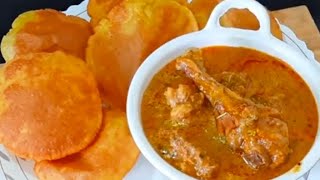 Malvani Chicken Curry with Vade lमालवणी चिकन आणि कोंबडी वडे [upl. by Nodyl]