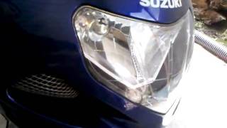 2003 GSXR 600 headlight problem [upl. by Klemperer]