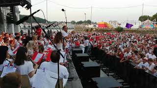 Fêtes de Bayonne 2019  quotla Peña Baionaquot par lHarmonie bayonnaise à louverture [upl. by Nywde]