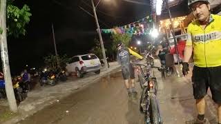 Casi se cae Junior en la tienda  Miercoles de Nocturna  MTB Aficionado Néstor Andrade [upl. by Ihsoyim]