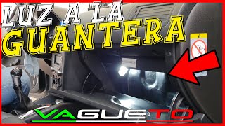 Instalación de luz a la guantera del Jetta Clásico con Livander y Roco  VW Jetta A4 Clásico Mk4 [upl. by Adlen]