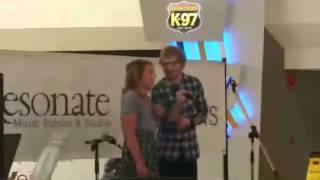 Ed surprises fan singing thinking out loud [upl. by Ttimme]