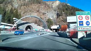 HD Recorrido completo del túnel del Mont Blanc desde Italia hasta Francia [upl. by Yatnohs950]