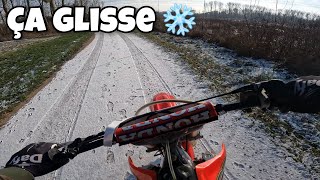 Je teste ma 250 CR HONDA sous la neige ⛄️🔴 [upl. by Wavell]