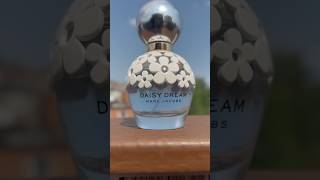 Marc Jacobs Daisy Dream EDT springperfume fragrance fragrancenotes eaudetoilette roadto2k [upl. by Chisholm]