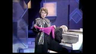 PATRICIA ROUTLEDGE sings I want to sing in Opera [upl. by Ellenad]