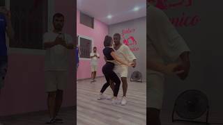 Chayanne  Bailando Bachata  Clases De Bachata En Alicante  Alfredo Y Andrea [upl. by Doughman]