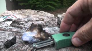 Ultimate Survival Technologies quotSparkiequot Fire Starter [upl. by Larimer]