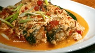 SARCIADONG ISDA How to cook fish sarciado Ulam Pinoy 15 [upl. by Ylrebmi]