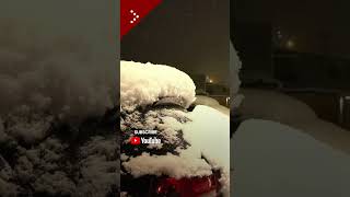 La neve continua a scendere anche in serata sulle Dolomiti al di sopra dei 1500 metri [upl. by Walls]