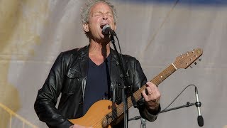 Never Going Back Again  Lindsey Buckingham [upl. by Anig]