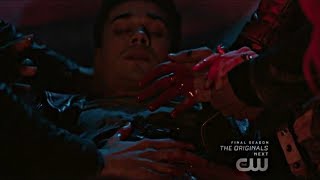 Riverdale  1x12 Jughead amp Cheryl Jughead Im sorry Cheryl [upl. by Ecilayram]