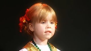 Vaikiška Advento liaudies dainelė  Lithuanian Childrens song  Darži oželis leliumoj [upl. by Eerolam808]