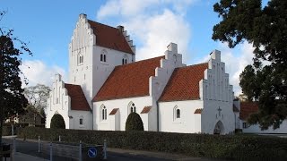 Lundtofte kirke ringer til gudstjeneste [upl. by Magel]