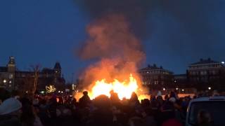 Kerstboomverbranding Museumplein Amsterdam 2015  Christmas Timne [upl. by Eladnek]