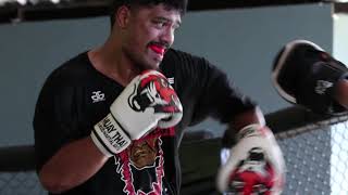 Junior Tafa hitting mitts to prepare for GLORY 72 [upl. by Manchester]