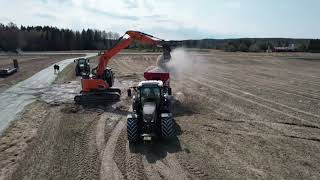 Fendt 724 gen 6  Kalking [upl. by Ativahs]