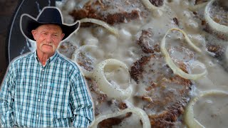 Old Fashioned Hamburger Steak and Gravy  Comfort Food Perfection classicrecipes comfortfood [upl. by Anetsirhc]