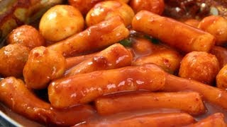 Spicy rice cake Tteokbokki 떡볶이 [upl. by Northway359]