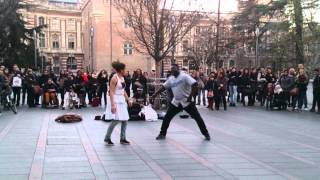 Le Groupe Enjoy  Spectacle de rue  Toulouse [upl. by Festa869]