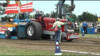 tractorpulling 01082009 cadzand 3500 kg Super Stock Klasse [upl. by Aicilla]